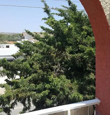 Nissi Dreams Apartment